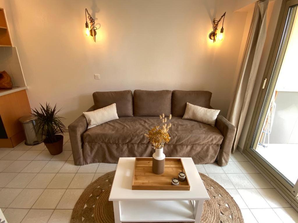Appartement Avec Piscine 5 Min A Pieds Des Plages Vallauris Bagian luar foto